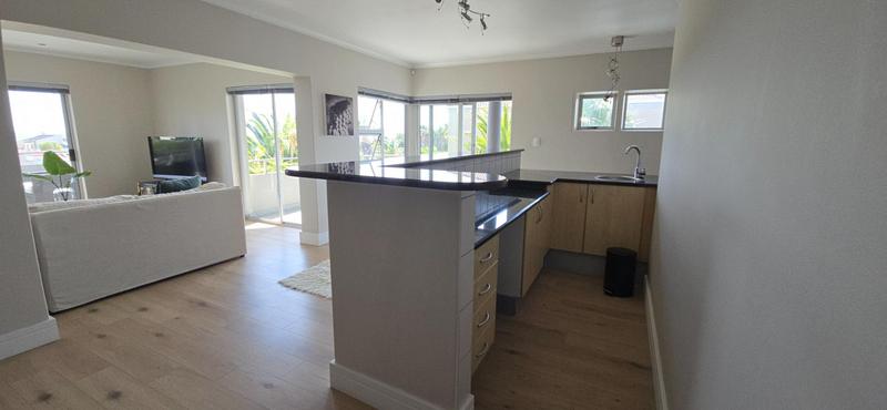 To Let 4 Bedroom Property for Rent in Greenways Golf Estate Western Cape